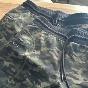 Bylt pants like new!